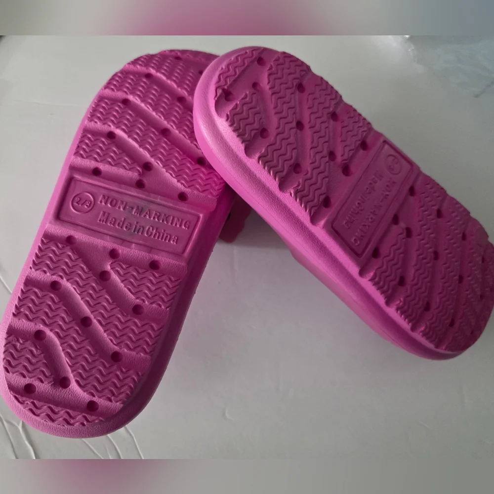 Hello Kitty By Sanrio Girls Kids Slip Ons Slides Sandals Hot Pink Size 2/3